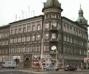 Ulica Krzywoustego w latach 90.