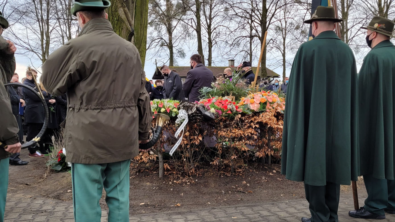 Pogrzeb milionera Karola Kani ze Śląska, który zginął  w katastrofie lotniczej w Pszczynie