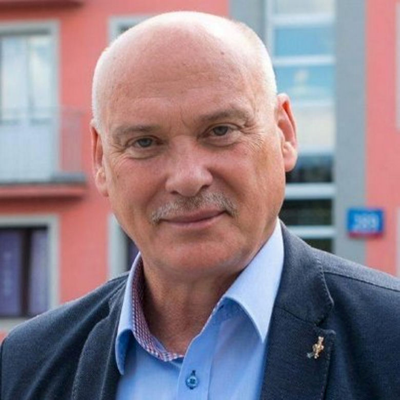 Praga-Południe - Tomasz Kucharski (68l l.)