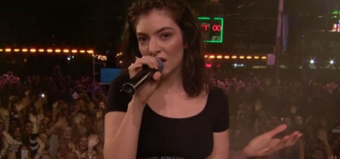 Izrael wnosi pozew, za odwołanie koncertu przez Lorde. To pierwszy taki przypadek! 