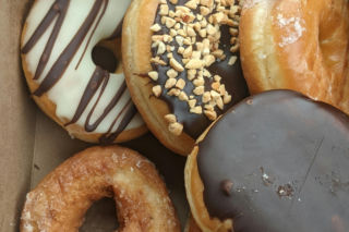 Za dużo pączków na Tłusty Czwartek? Ten sposób pomoże ci nie zmarnować ani jednego 