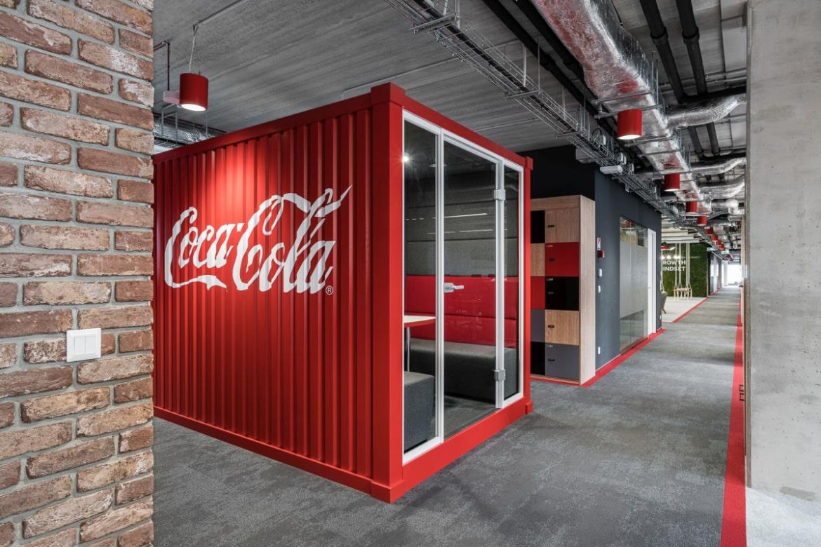 Tak się pracuje w siedzibie Coca-Cola w Warszawie 