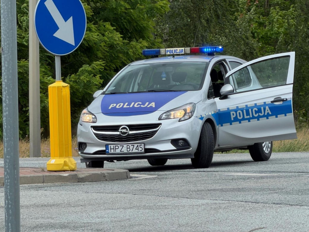 Motocyklista huknął w bariery na wiadukcie. 34-latek zginął na miejscu