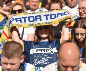 PRES Grupa Deweloperska Toruń - Gezet Stal Gorzów: Zdjęcia kibiców z meczu 7. kolejki PGE Ekstraligi na Motoarenie