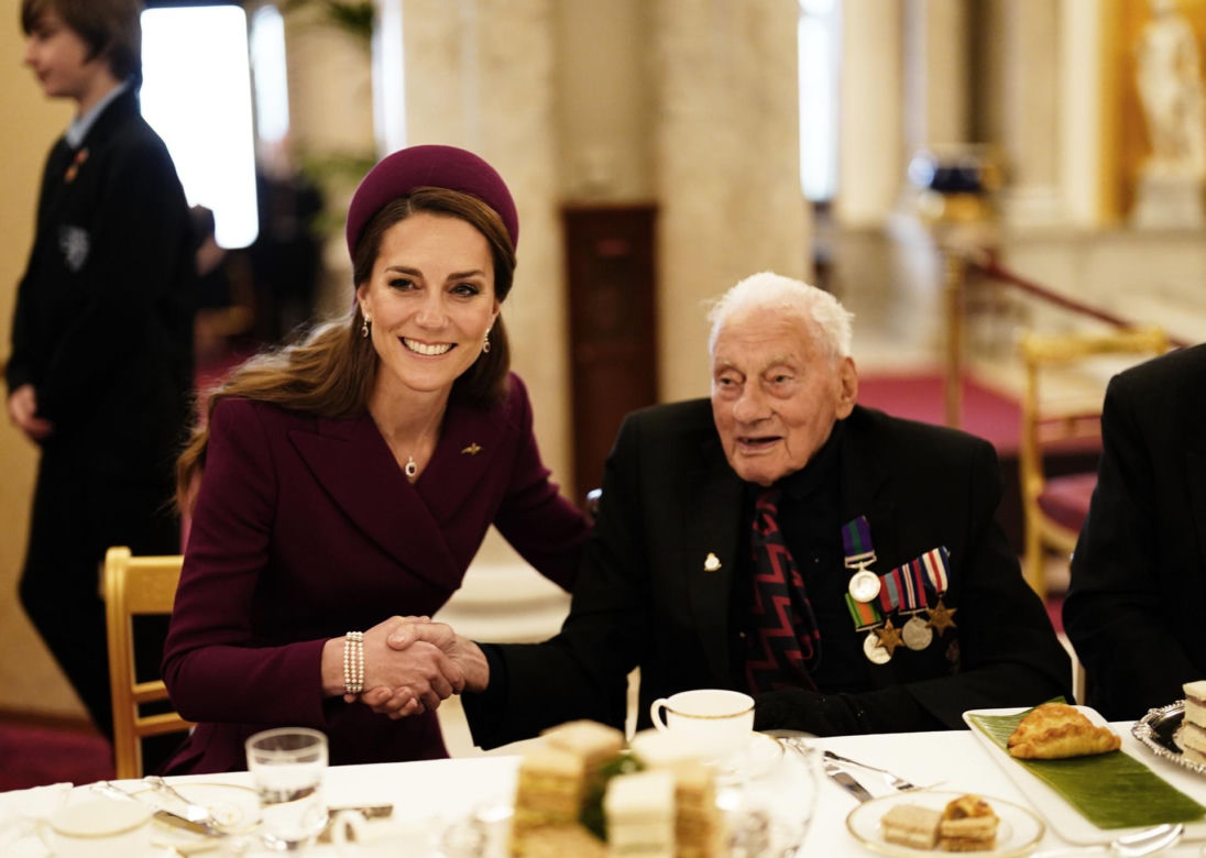 Tajemnicze zniknięcie blisko księżnej Kate! "Odchodzi po 15 latach"