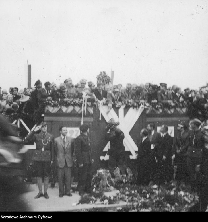 Ogłoszenie manifestu PKWN 22 lipca 1944 uznaje się za historyczny początek PRL. Co zapowiadał lipcowy manifest?