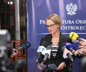 19-latek dokonał ataku w szkole w Ostrołęce. Usłyszał zarzuty