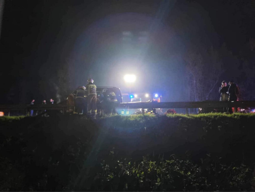10-letnia dziewczynka nie żyje. Wiele osób rannych. Koszmar na drodze pod Żyrardowem