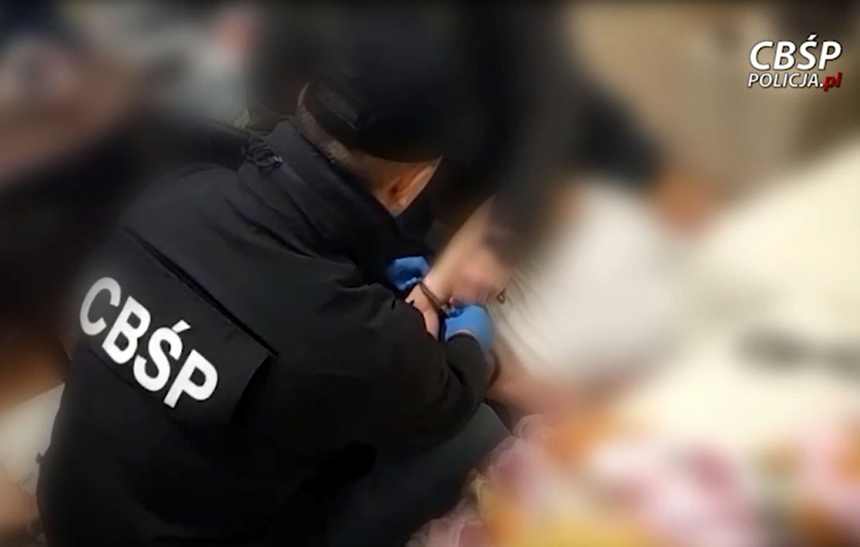 Wielka akcja policji, 22 osoby zatrzymane. Wśród nich gangsterzy starego Pruszkowa "Słowik", "Wańka" i "Parasol"