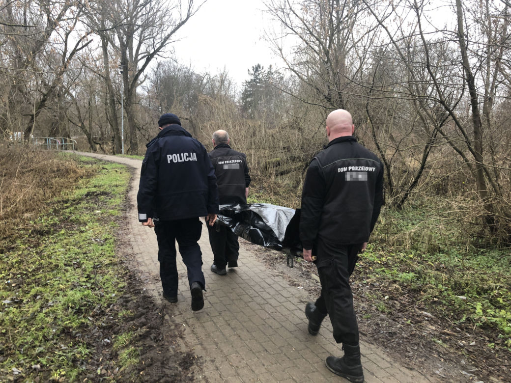 Ciało wyłowione z rzeki w Piasecznie