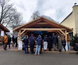 Musisz to zobaczyć! Wyjątkowa żywa szopka w Krakowie przyciąga tłumy