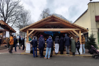 Musisz to zobaczyć! Wyjątkowa żywa szopka w Krakowie przyciąga tłumy