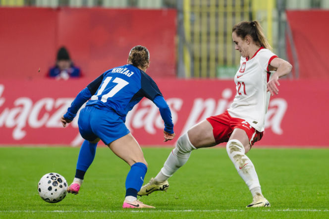 Polska - Słowenia: Najwierniejsi kibice wspierali reprezentację Polski kobiet. Dużo zdjęć z Gdańska