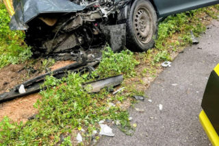 Zderzenie osobówki z TIR-em w rejonie miejscowości Hołubla i Stasin spowodowało utrudnienia w ruchu