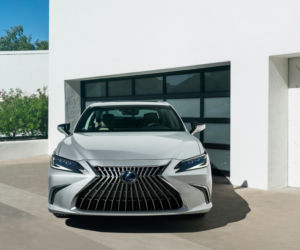 Lexus ES 300h (lifting 2021)