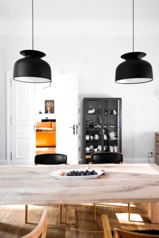 Bauhaus we wnętrzu: nietypowe połączenie stylów w domu pod Berlinem