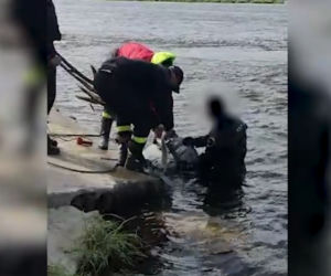 Z jeziora wyciągnęli cztery sejfy. W jednym przestępcy zostawili dużą ilość gotówki