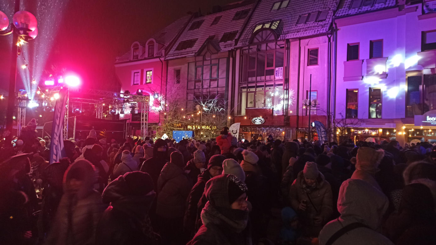 Tłumy mieszkańców na Starym Mieście w Olsztynie. Tak bawili się na wydarzeniu "Święta. Dobrze was widzieć"