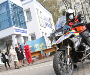 Motoambulans przekazany! Ma ratować życie mieszkańcom Torunia
