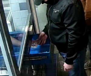 Kradł na potęgę! Policja ma zdjęcie złodzieja. ROZPOZNAJESZ GO?
