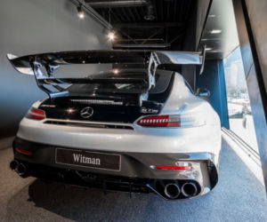Mercedes-AMG GT Black Series w AMG Brand Center