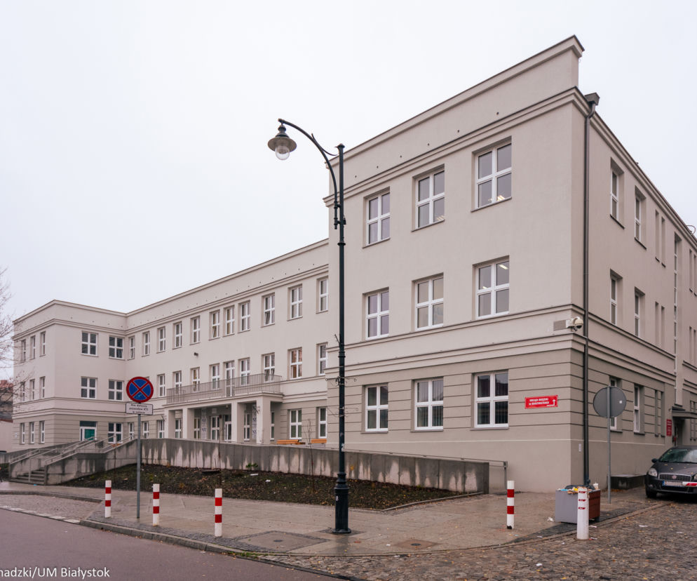 Poradnia ortopedyczno-urazowa na Białówny. Budynek przeszedł remont [ZDJĘCIA]