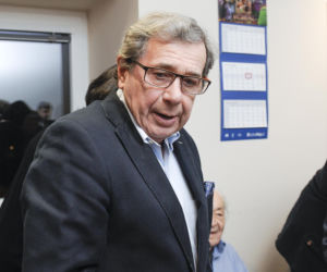 Niegdyś bożyszcze tłumów jako Janek Kos. Tak przez lata zmieniał się legendarny aktor Janusz Gajos