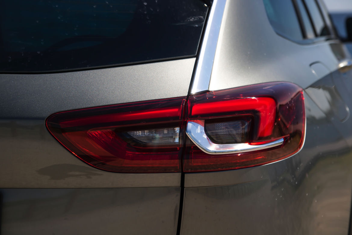 Opel Insignia Country Tourer 1.6 Turbo 200 KM A6