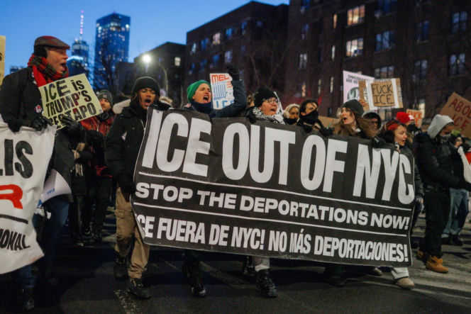 Tysiące ludzi protestują przeciwko działaniom ICE