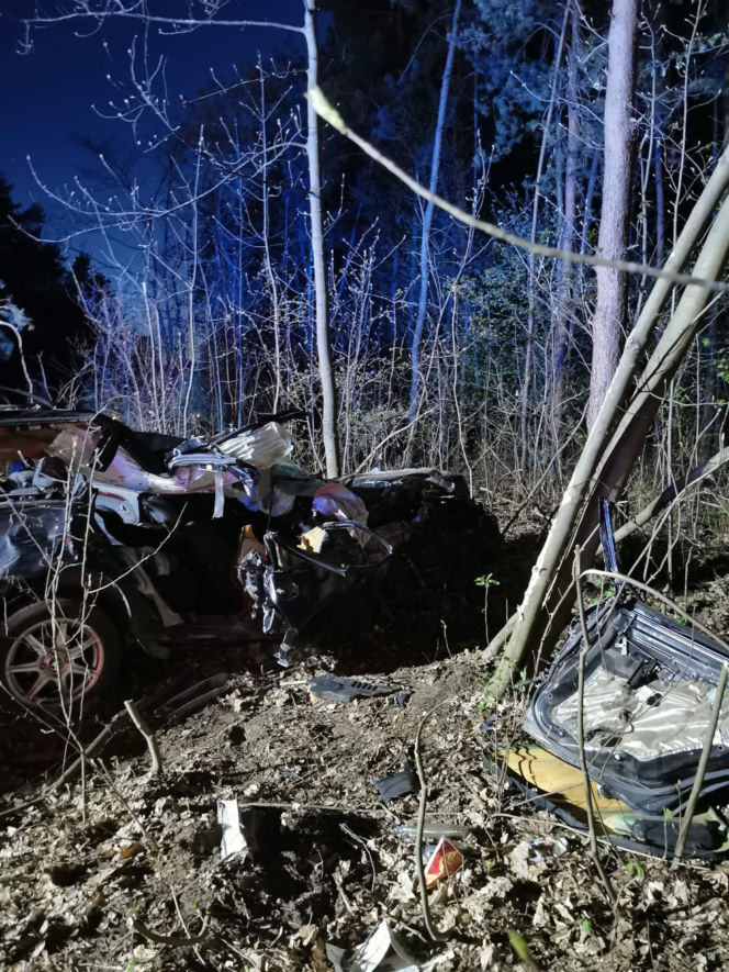 Nastolatek zginął w wypadku samochodowym w woj. lubelskim