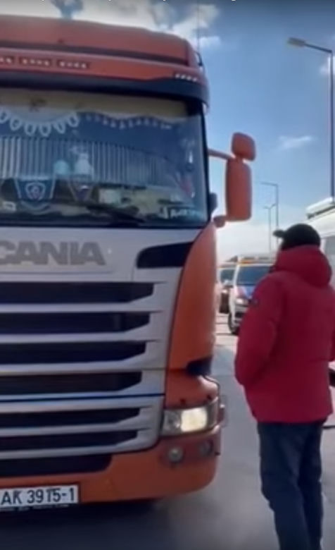 Filip Chajzer + Tiry na przejściu granicznym