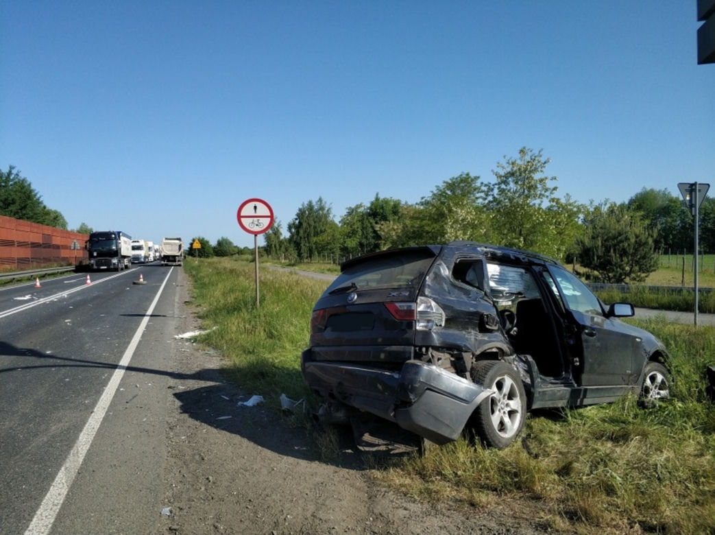 Zderzyli się z tirem. 3-latka zakleszczona w samochodzie! Dramatyczna akcja 