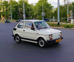 Parada zabytkowych pojazdów w Szczecinie