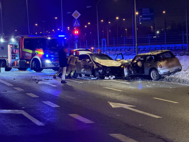 Cztery auta rozbite w Warszawie. Szokujące ustalenia policji!