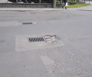 Tak wyglądają drogi we Wrocławiu po zimie