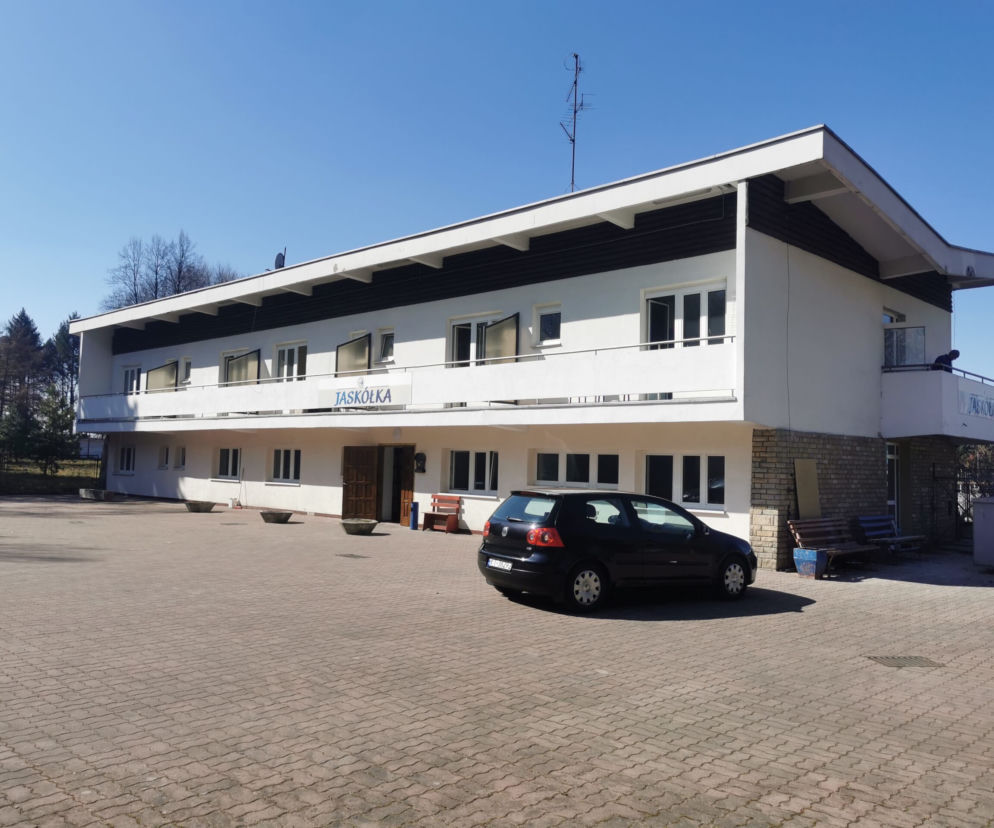 Klub piłkarski z Tarnowa chce przyjąć sieroty wojenne z Ukrainy. Brakuje pieniędzy na remont internatu!