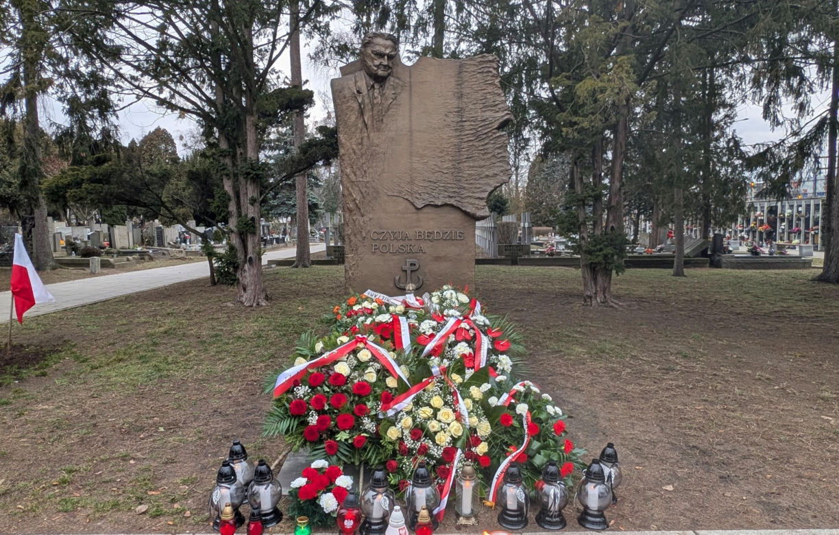 Tak wygląda grób Jana Olszewskiego 6. rocznice śmierci