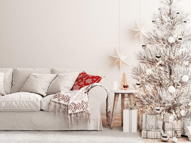 Świąteczne choinki w bieli