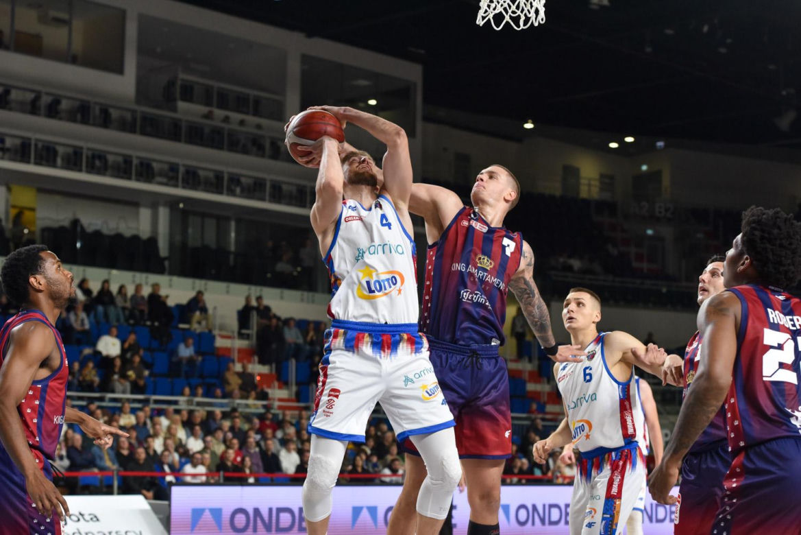 Arriva Lotto Twarde Pierniki Toruń - King Szczecin, zdjęcia kibiców i zawodników z meczu Orlen Basket Ligi