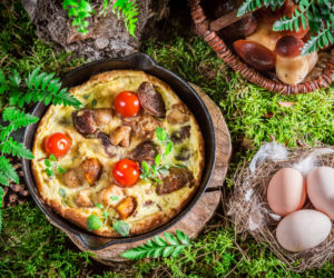 Omlet biszkoptowy z grzybami leśnymi: pyszny obiad na szybko