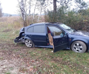 Szalona podróż kierowcy Skody ulicami Starachowic