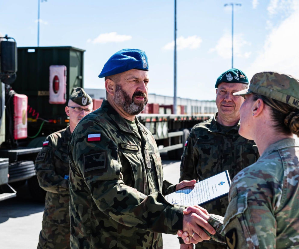 Gen. Mendrala w strategicznym sercu armii. Centrum Warsztatowo-Magazynowe w Powidzu umacnia sojusz z USA