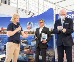 Piękny i nowoczesny basen Aqua Toruń został otwarty! Tak się prezentuje pływalnia