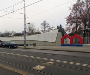 Fontanna na ulicy Niemierzyńskiej