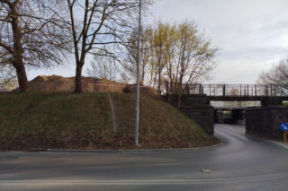 Budowa tunelu dla rowerzystów pod wiaduktem garwolińskim coraz bliżej