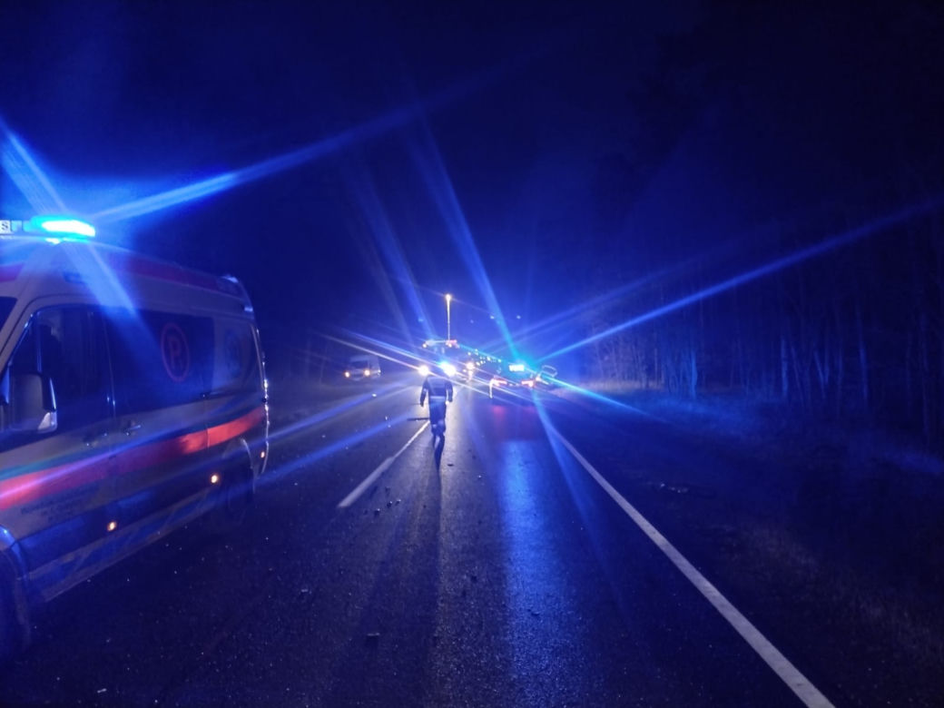Poważny wypadek w gminie Wielka Nieszawka. Dwie osoby ranne