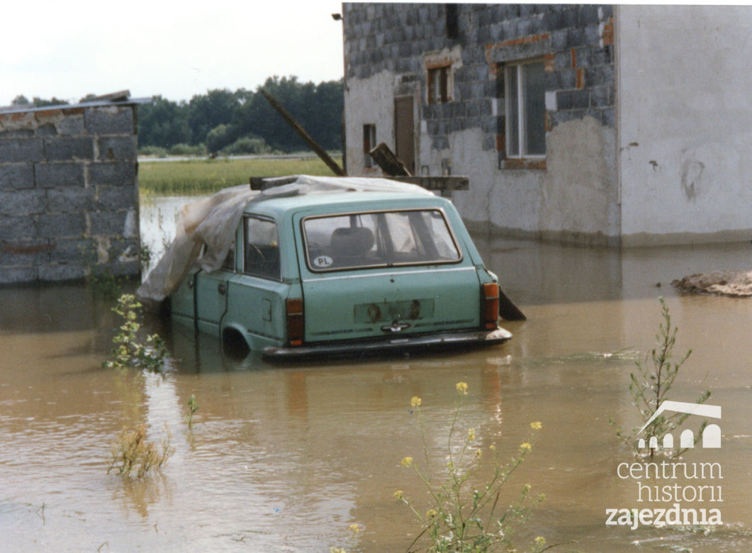 Powódź tysiąclecia. Woda sięgała do XXX piętra. "Mówili, że to niemożliwe"