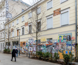 Chmielna 18 w Warszawie