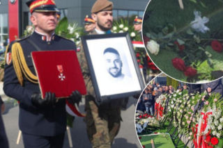 Morze biało-czerwonych kwiatów na grobie Litewki. Wieńce od polityków i skromne różyczki  