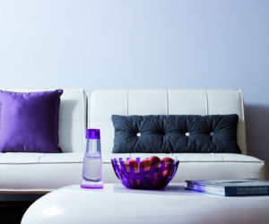 kolor niebieski w salonie